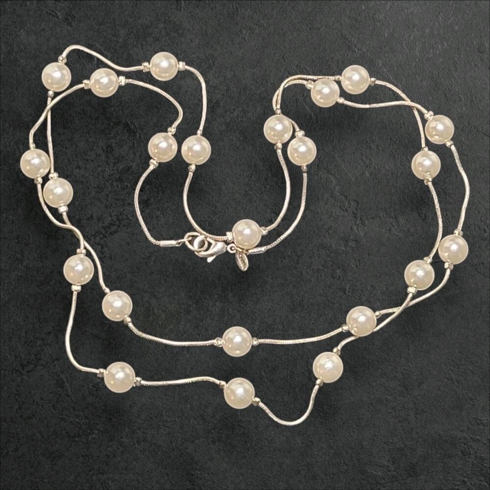 Vintage Roman RMN Silvertone Faux Pearl Station Necklace 36"